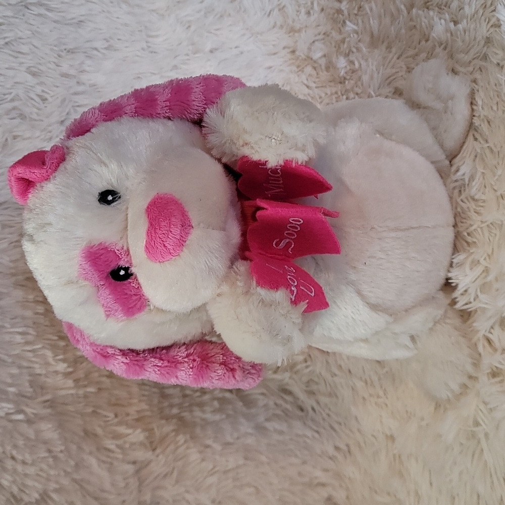 Musical plush Dog, valentine, Carlton Cards